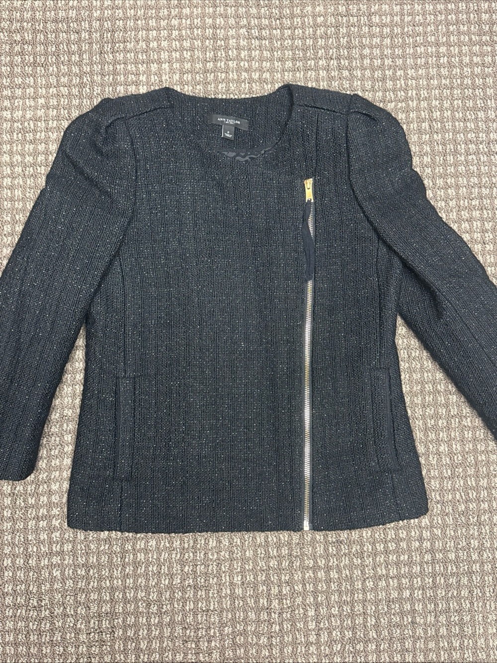Ann Taylor Black Tweed with Gold Specks cropped Zip-Front Jacket Sz 2
